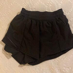 Black Lululemon hottie hot shorts size 2